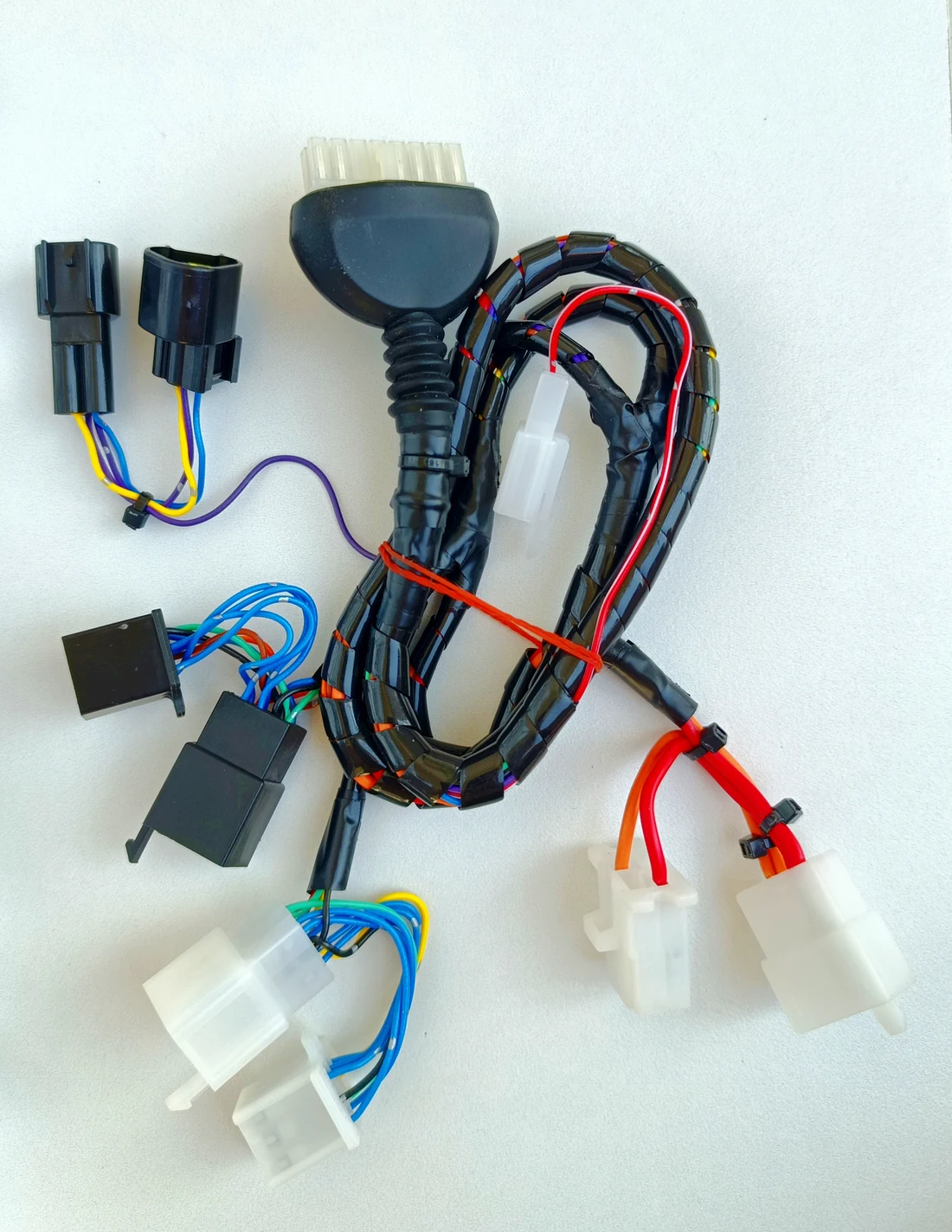 Dedicated TrueKeylessGPX wiring harness for pin-to-pin connection to the GPX 250 Twin